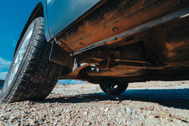 Làm thế nào để các kỹ sư phân tích đặc tính mỏi của ống lót cao su trong hệ thống treo ô tô?